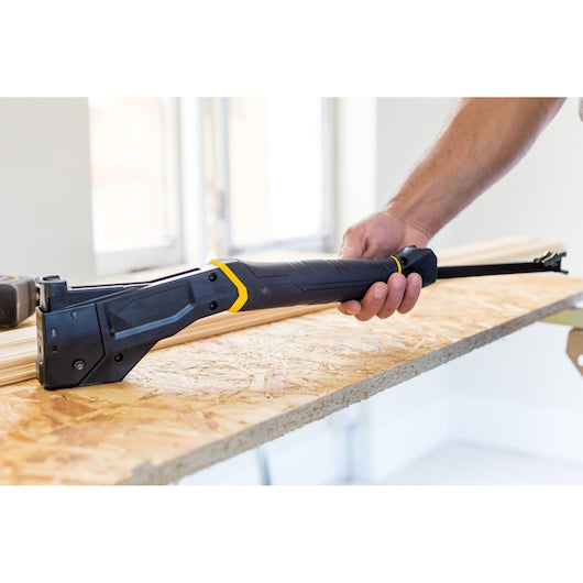 Grapadora de martillo ligera Stanley (FMHT81394-9) FATMAX® de 3 varillas