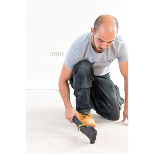 Grapadora de martillo ligera Stanley (FMHT81394-9) FATMAX® de 3 varillas