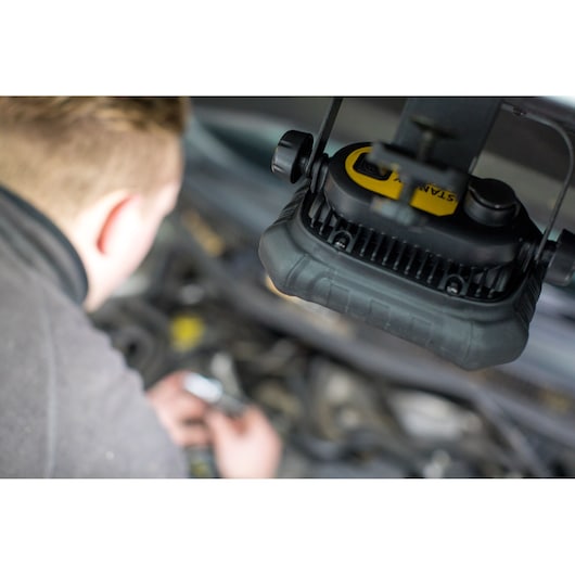 Luminária de área recarregável Stanley (FMHT81507-1) FATMAX® de 1000 lúmens