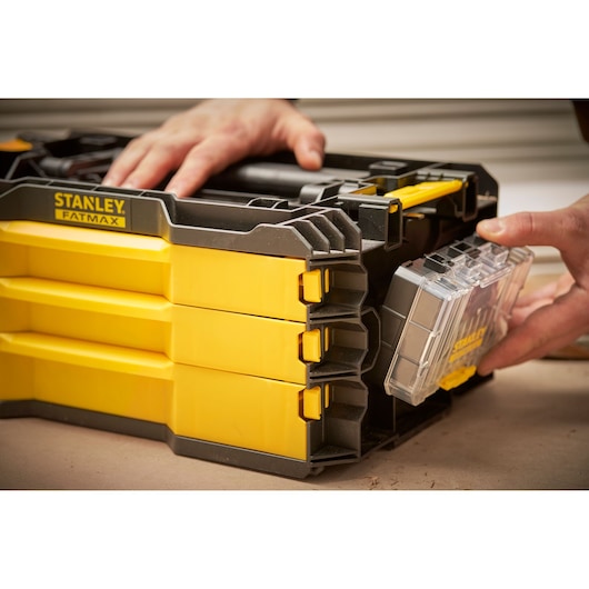 Stanley (FmmT98107-1) FATMAX® Kit de 3 gavetas de 1/4 pol. e 1/2 pol. (126 peças)