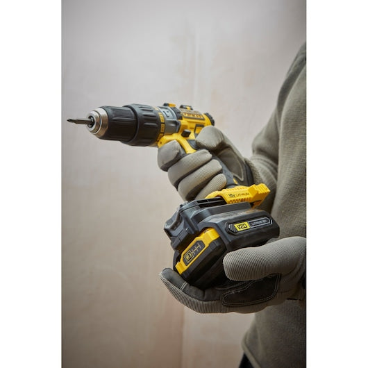 Stanley (SFMCB121D1-QW) 18V V20 Battery Adapter Starter Kit - 1x2Ah