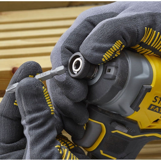 Parafusadeira de impacto Stanley (SFMCF820D2K-QW) 18V V20 sem escova, 3 velocidades - Kit de 2,0Ah