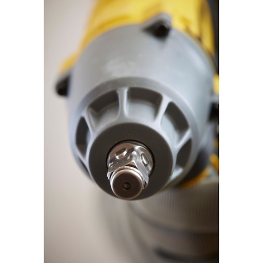 Chave de impacto sem fio Stanley (SFMCF900B-XJ) 18V FATMAX® V20 (somente ferramenta)