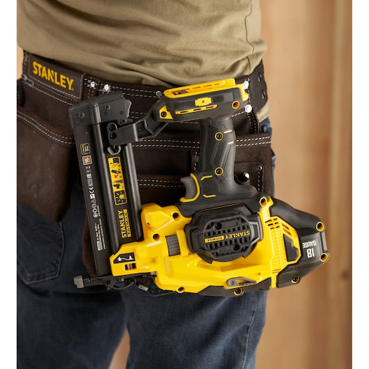 Pregador pneumático de acabamento Stanley (SFMCN618B-XJ) 18V V20 18g (somente a ferramenta)
