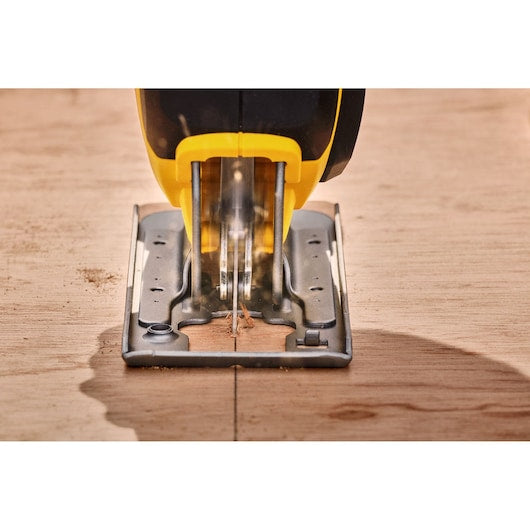 Serra tico-tico sem fio Stanley (SFMCS600B-XJ) 18V FATMAX® V20 (somente ferramenta)