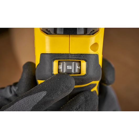 Tupia sem fio Stanley (SFMCW400B-XJ) 18V FATMAX® V20 de 8 mm com motor sem escova (somente ferramenta)