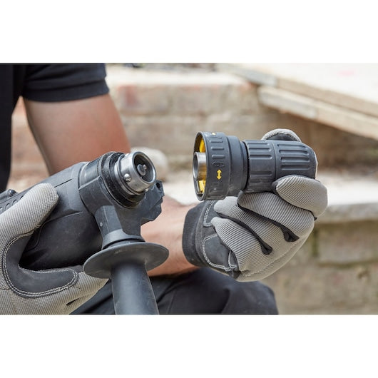 Furadeira de impacto SDS Plus Stanley (SFMEH210K-QS) 800W 2.4J com mandril de troca rápida, kit completo