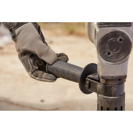 Stanley (SFMEH220K-QS) 1010W 8.5J 5Kg SDS MAX Chip Hammer With Kitbox