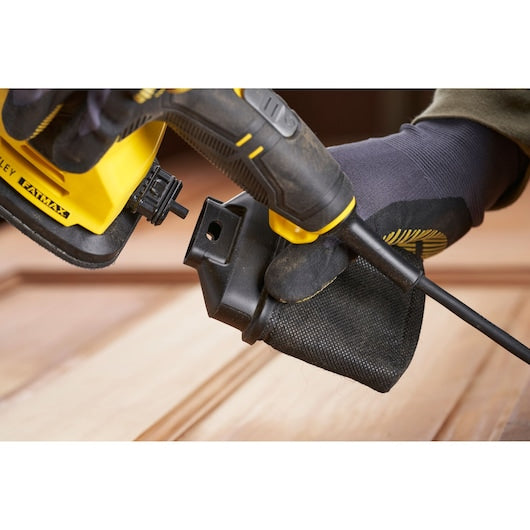 Lixadeira de detalhes Stanley (SFMEW210S-QS) 120W com bolsa macia