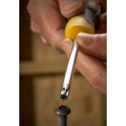 Chave de fenda Stanley (STHT0-65153) CUSHION GRIP™ com soquete Torx TT30 x 120 mm