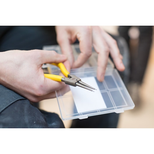 Stanley (STHT0-75412) 6 in. (145mm) Outside Circlip Plier