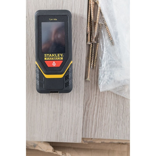 Medidor de distância a laser Stanley (STHT1-77139) 50m TLM 165s