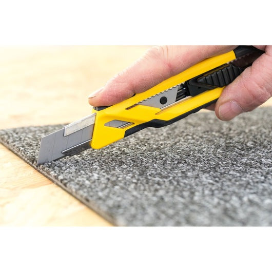 Navaja de seguridad con cierre deslizante Stanley (STHT10266-0) de 18 mm
