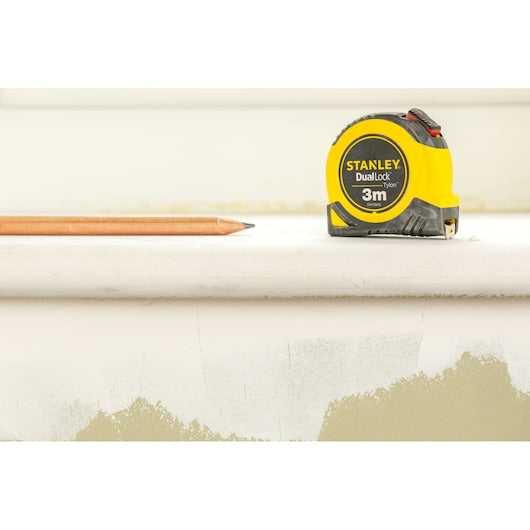 Fita Métrica Stanley (STHT36802-0) Tylon™ 3m com trava dupla