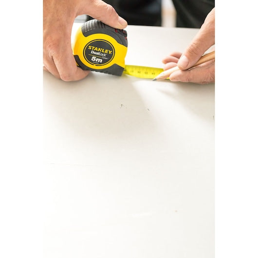 Fita Métrica Stanley (STHT36803-0) Tylon™ de 5 m com trava dupla