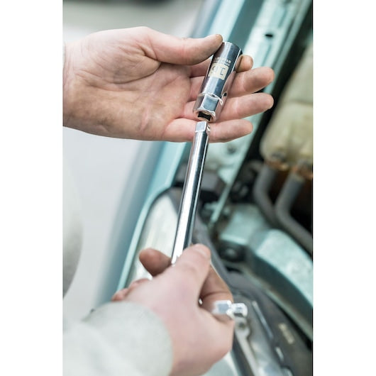 Stanley (STHT81583-0) Vaso para bujías de gasolina de 16 mm