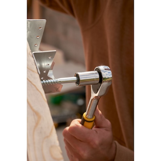 Jogo de Roquete e Chaves de Caixa Stanley (STMT82831-1) de 1/4" e 1/2" com 72 Dentes e Acessórios (72 peças)