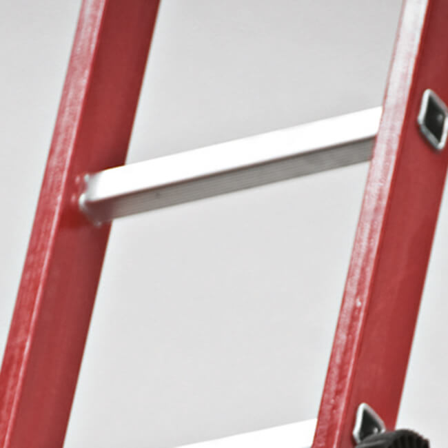 Escada Tripla em Alumínio e Fibra de Vidro - Electra X3