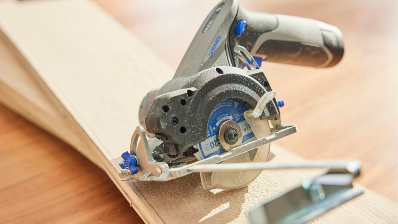 Dremel cordless tools (DREMEL® Blueprint compact circular saw (CS12V-S1)