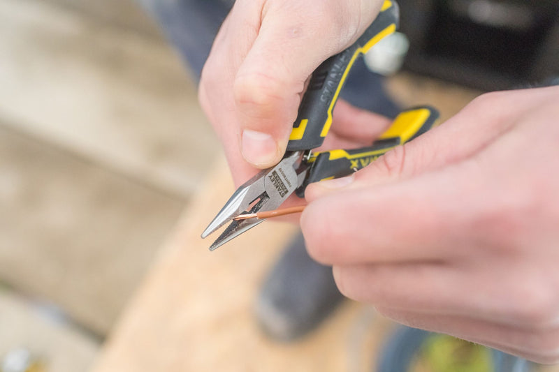 Alicates de punta larga y redonda de 1/2 pulgada Stanley (FMHT0-80517) FATMAX de 5 pulgadas (120 mm) para electricistas