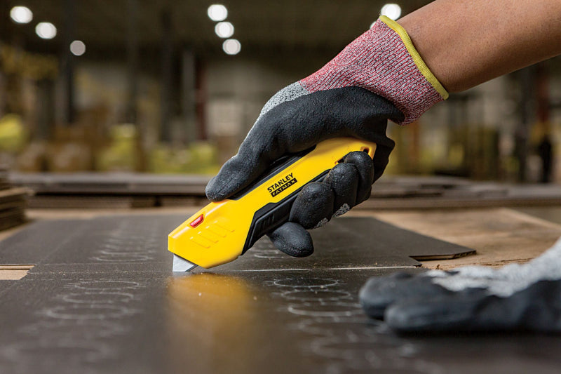 Stanley (FMHT10369-0) Faca de segurança bimaterial retrátil automática FATMAX Squeeze