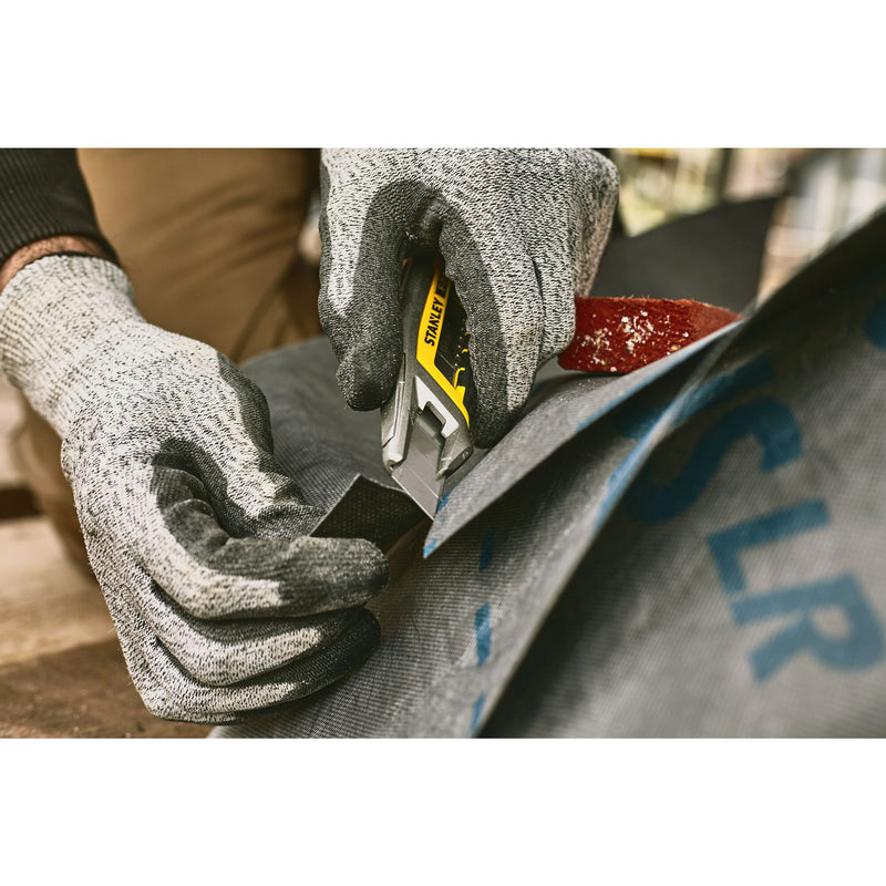 Stanley (FMHT10592-0) FATMAX 18 mm com bloqueio de roda de encaixe integrado e faca de encaixe