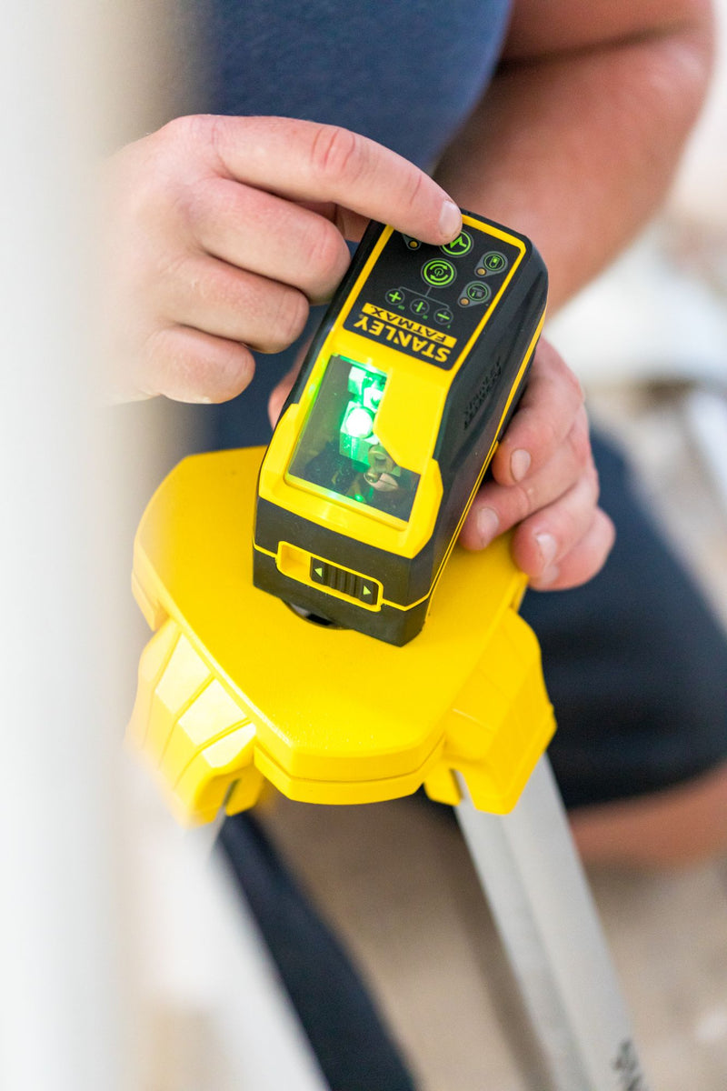 Láser de líneas cruzadas Stanley (FMHT77586-1) FATMAX alcalino, verde