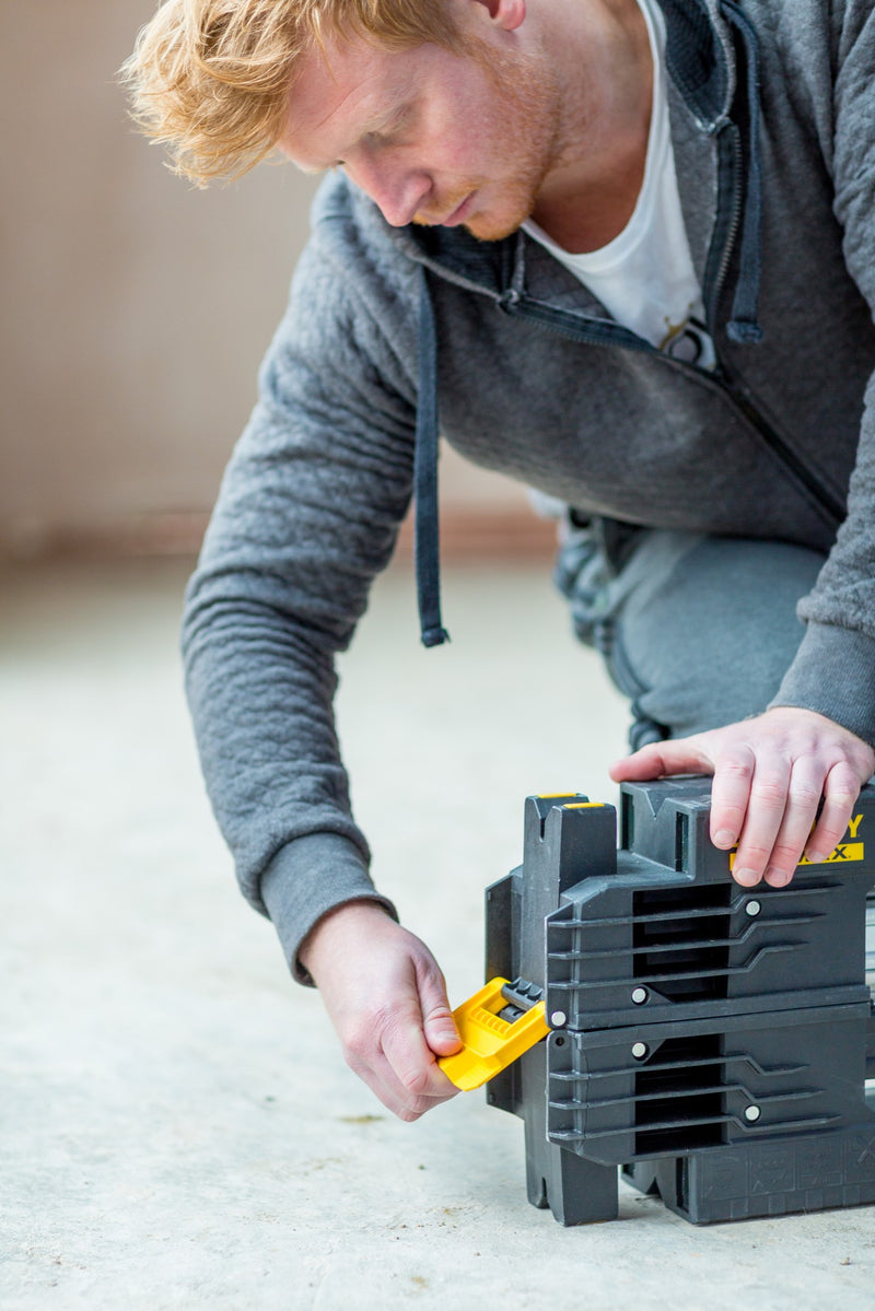 Stanley (FMST1-75763) FATMAX 900kg Folding Metal Sawhorse (Pair)