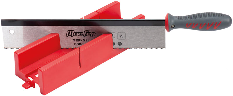 Serrucho Macfer (SEP-011) con caja de ingletes de plástico de 1/2"