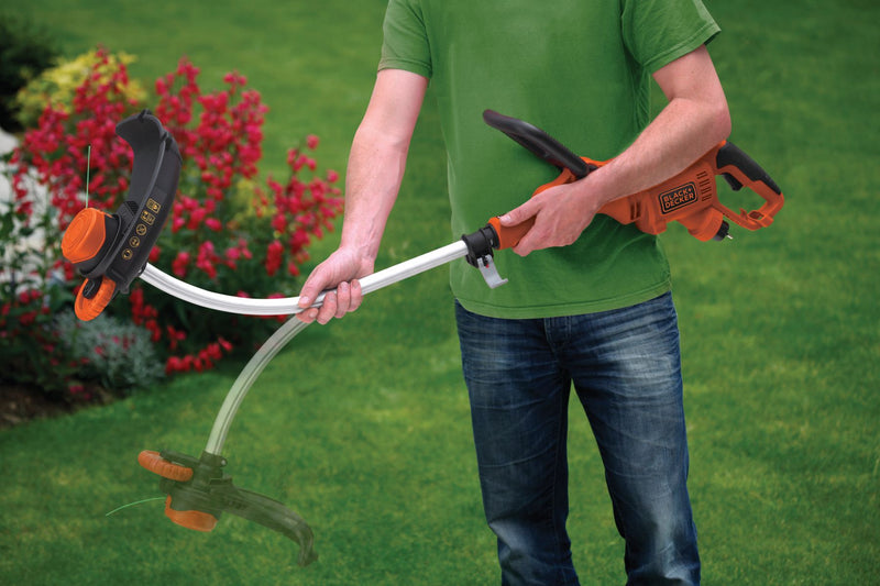 Black&Decker (GL7033-QS) 700W 33cm Grass Trimmer