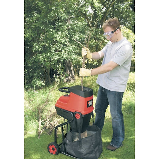 Triturador silencioso Black&Decker (GS2400-QS) de 2400 W