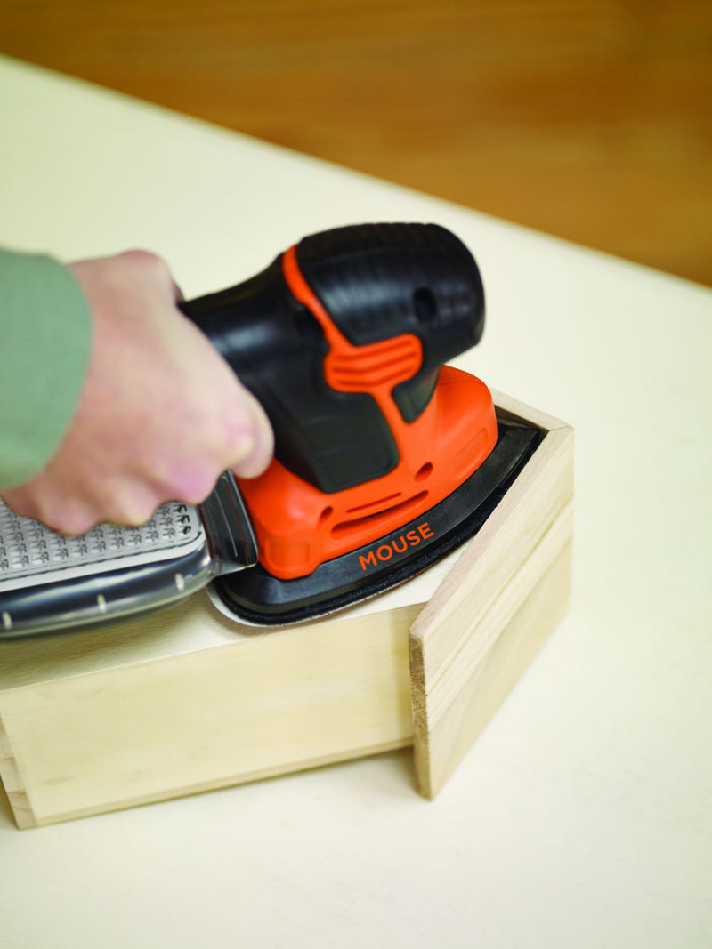 Black&Decker (KA2000-QS) Mouse® 120W Detail Sander, 110mm/cm² sheet, with dust extraction container, 6 accessories and carrying bag