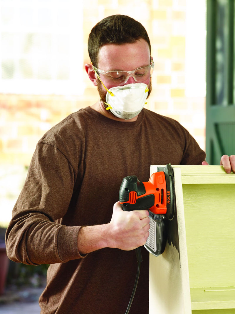 Black&Decker (KA2000-QS) Mouse® 120W Detail Sander, 110mm/cm² sheet, with dust extraction container, 6 accessories and carrying bag