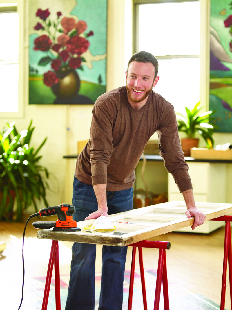 Black&Decker (KA2000-QS) Mouse® 120W Detail Sander, 110mm/cm² sheet, with dust extraction container, 6 accessories and carrying bag