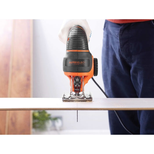 Black&Decker (KS901SEK-QS) AUTOSELECT® 620W endulum Jigsaw With Blades and Kit Box