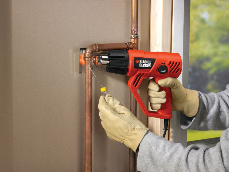 Black&Decker (KX2001K-QS) 2,000W Heat Stripper, temperature 50-450/90-600°C and air flow 300-500 l/min, 5 accessories and case