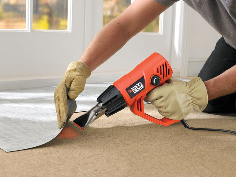 Black&Decker (KX2001K-QS) 2,000W Heat Stripper, temperature 50-450/90-600°C and air flow 300-500 l/min, 5 accessories and case