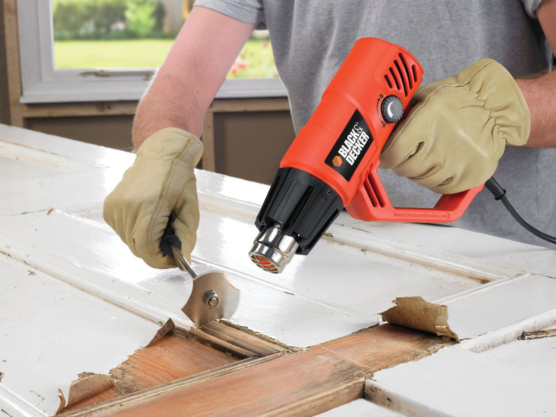 Black&Decker (KX2001K-QS) 2,000W Heat Stripper, temperature 50-450/90-600°C and air flow 300-500 l/min, 5 accessories and case