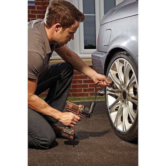 Accesorio inflador multiherramienta Black&Decker (MTNF9-XJ) Multievo™ con 2 accesorios