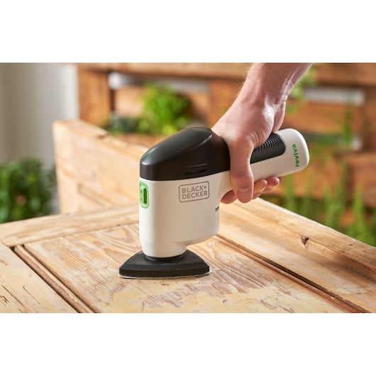 Lixadeira de detalhes sem fio Black&Decker (REVDS12C-QW) reviva™ 12V