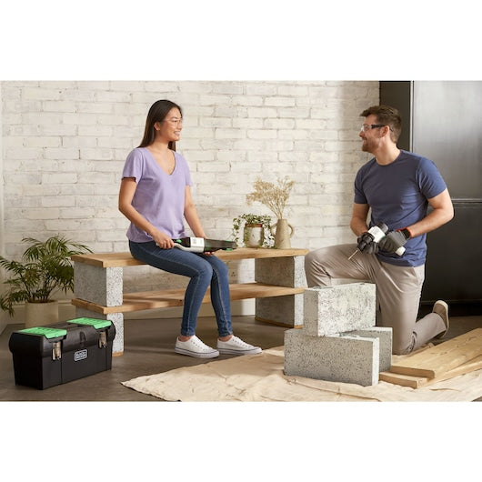 Taladro percutor inalámbrico Black & Decker® reviva™ de 12 V (REVHD12C-QW)