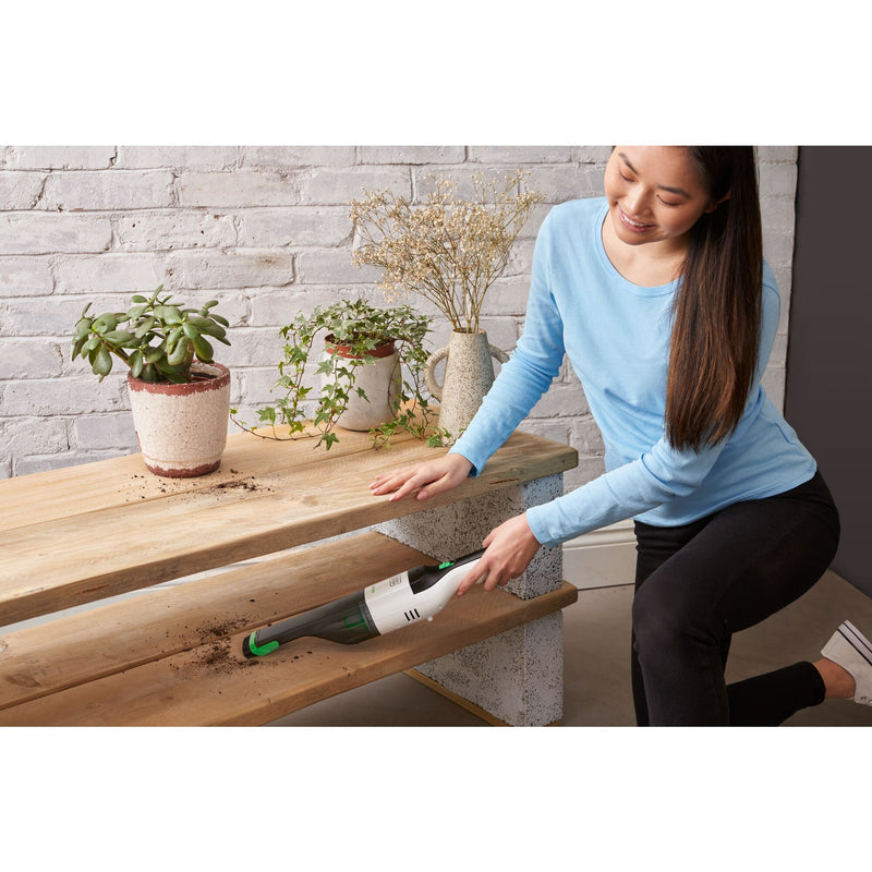 Black&Decker (REVHV8C-QW) 7.2V reviva™ Hand Vac - RETAIL