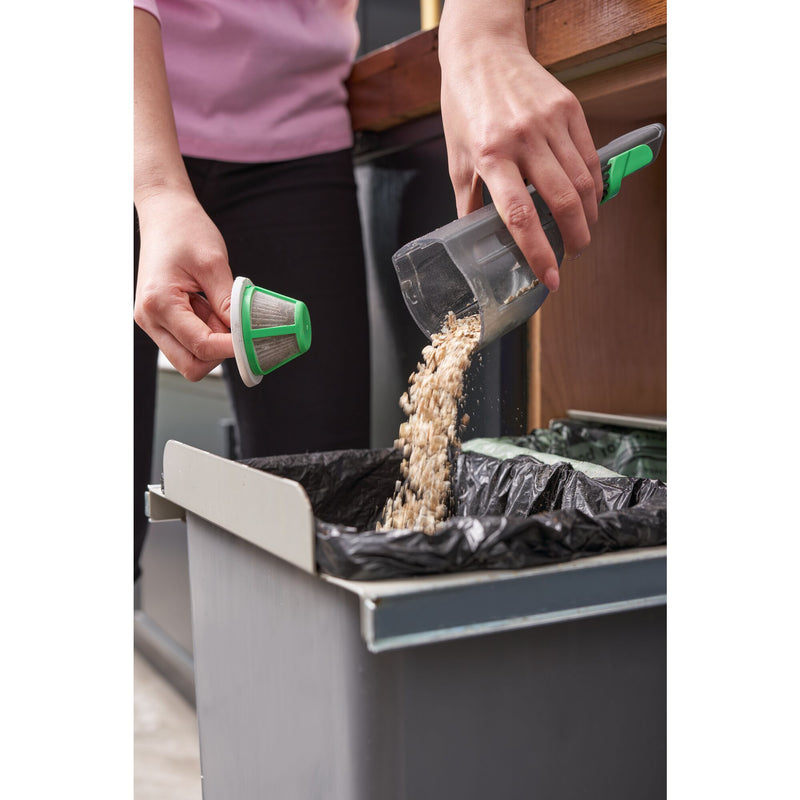 Black&Decker (REVHV8C-QW) 7.2V reviva™ Hand Vac - RETAIL