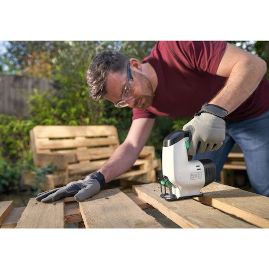 Black&Decker (REVJ12C-QW) 12V REVIVA JIGSAW