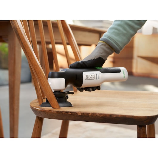 Herramienta oscilante inalámbrica Black & Decker (REVOS12C-QW) Black & Decker ® ​​reviva™ de 12 V