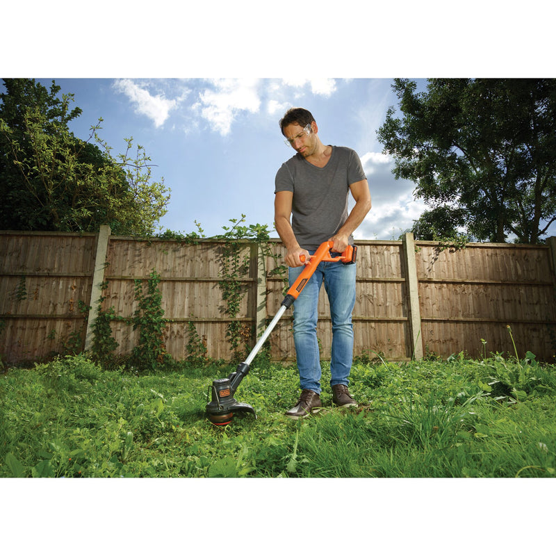 Black&Decker (ST182320-QW) 18V STRIMMER® String trimmer (without battery or charger)