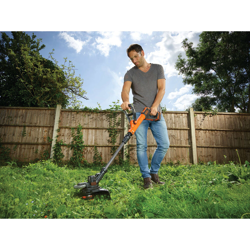 Black&Decker (STC1820PCB-XJ) 18V POWERCONNECT™ Cordless STRIMMER® String trimmer (without battery or charger)
