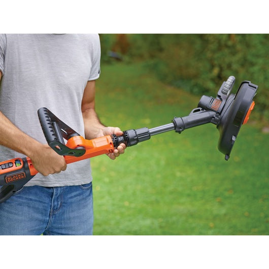 Aparador de relva sem fio Black&Decker (STC1820PC-QW) 18V POWERCONNECT™ de 28 cm com AFS® (sem bateria ou carregador)