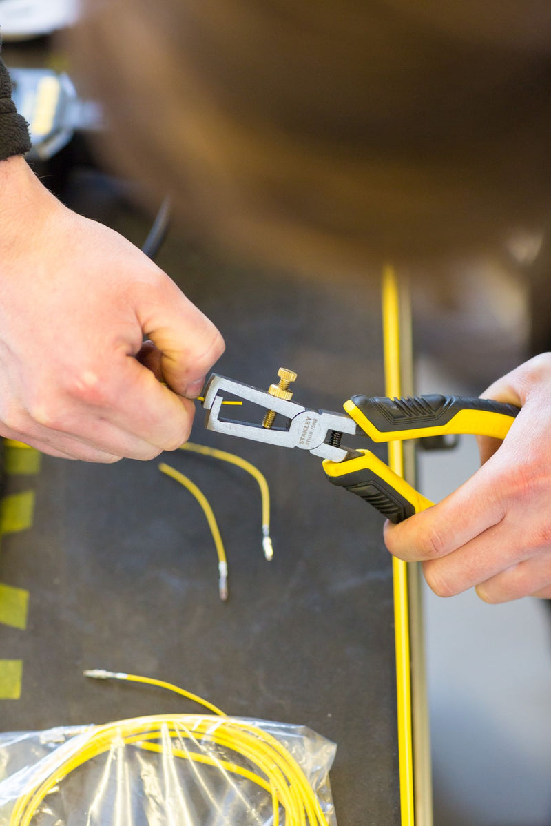 Stanley (STHT0-75068) DYNAGRIP Alicate de descarnar fios de 150 mm