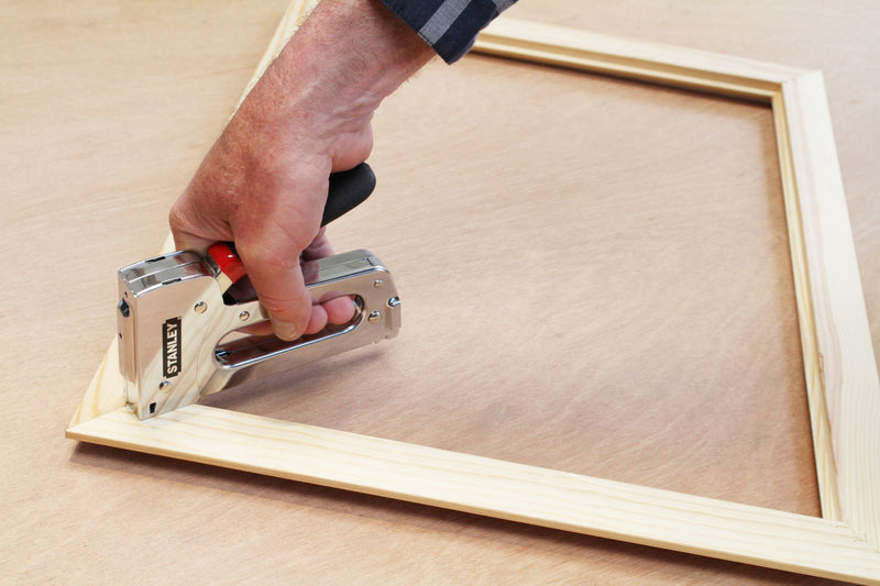 Stanley (STHT6-70410) 3-in-1 Multi Tacker With Staples